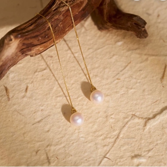 Handmade long drop freshwater pearl earrings with 18k gold fill dangle chain - Picture 6 of 10